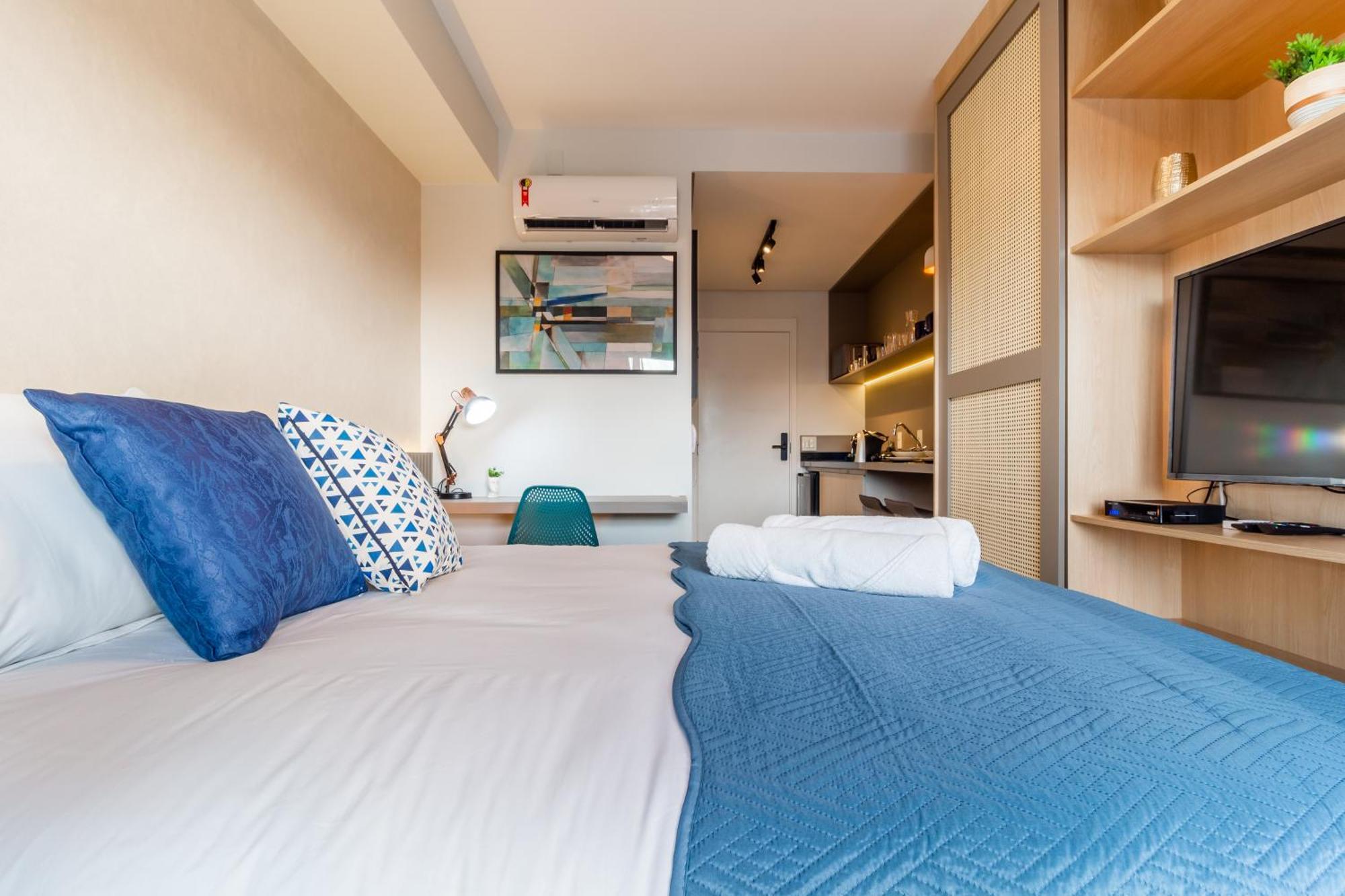 Apartamento No Ponto De Moema Garagem Lazer E Metro Perto Wifi Gratis